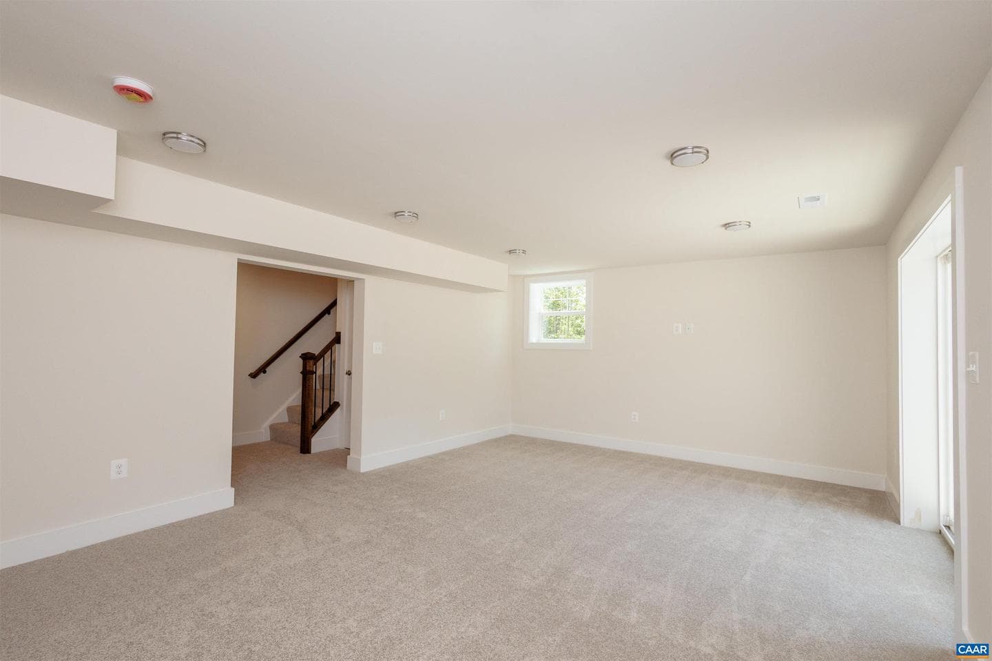 135 Fairview Dr photo 20