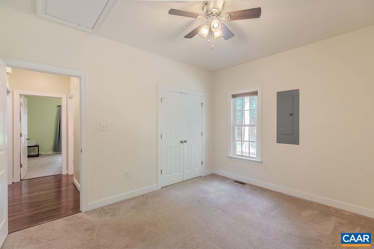 5001 Hunters Meadow Pl photo 33