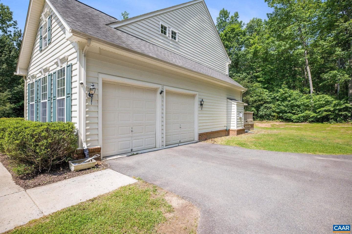 163 Carter Ln photo 43