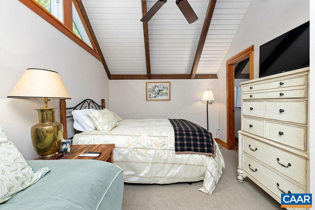 201 Pinnacle Dr photo 31