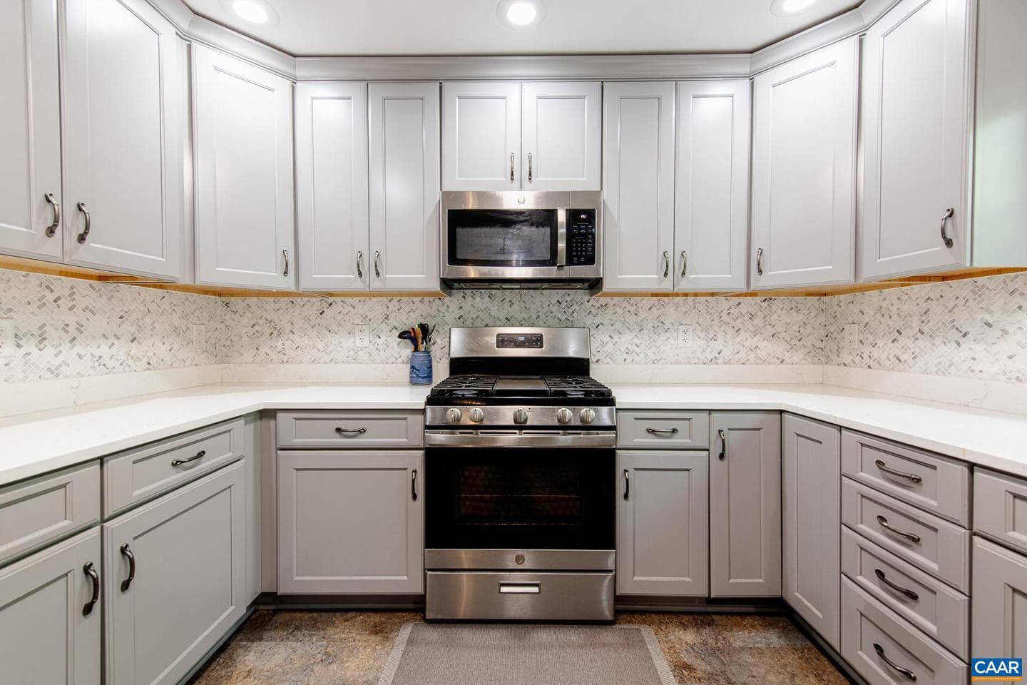 61 Wildwood Dr photo 23