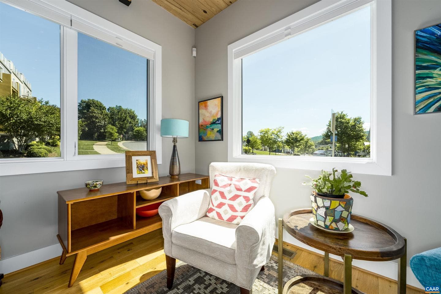 581 Lochlyn Hill Dr #581 photo 9