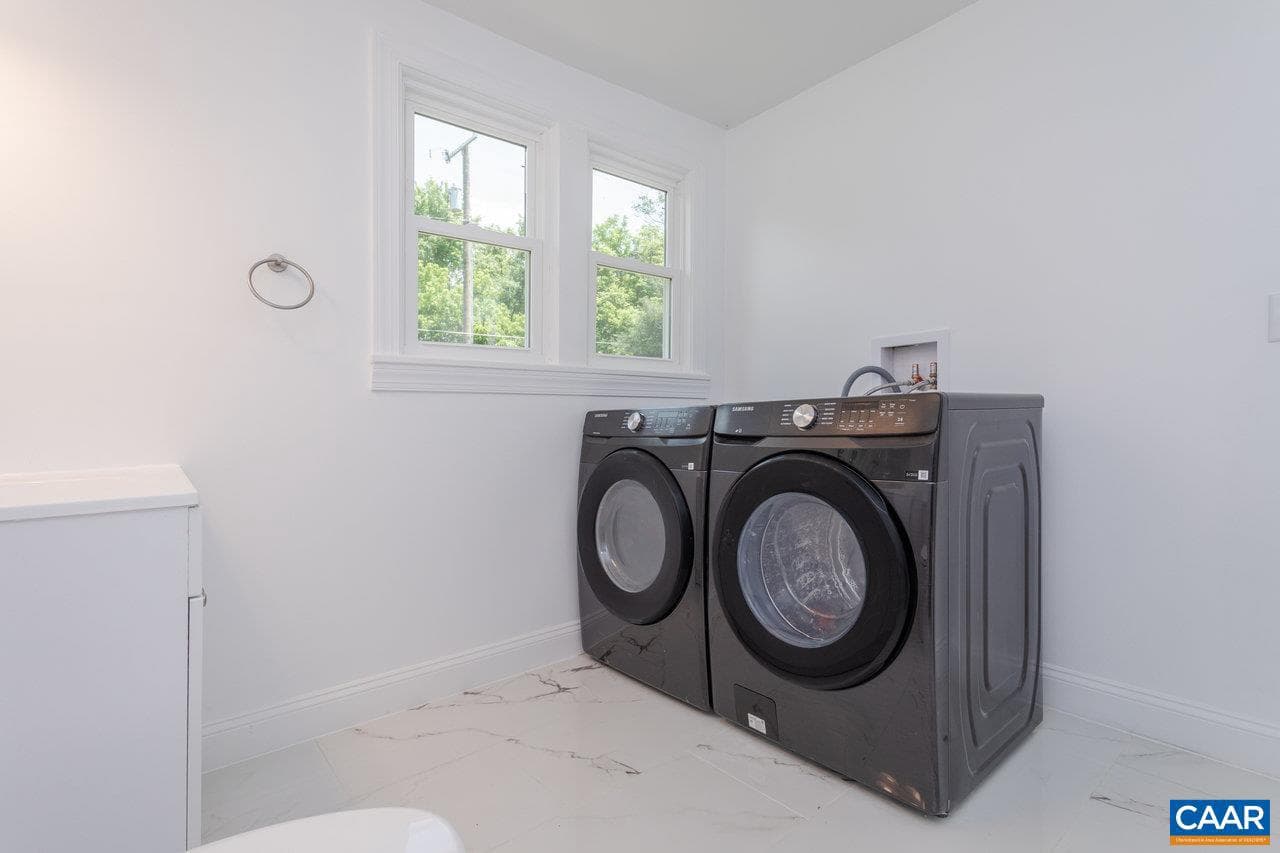 30 Bear St photo 36