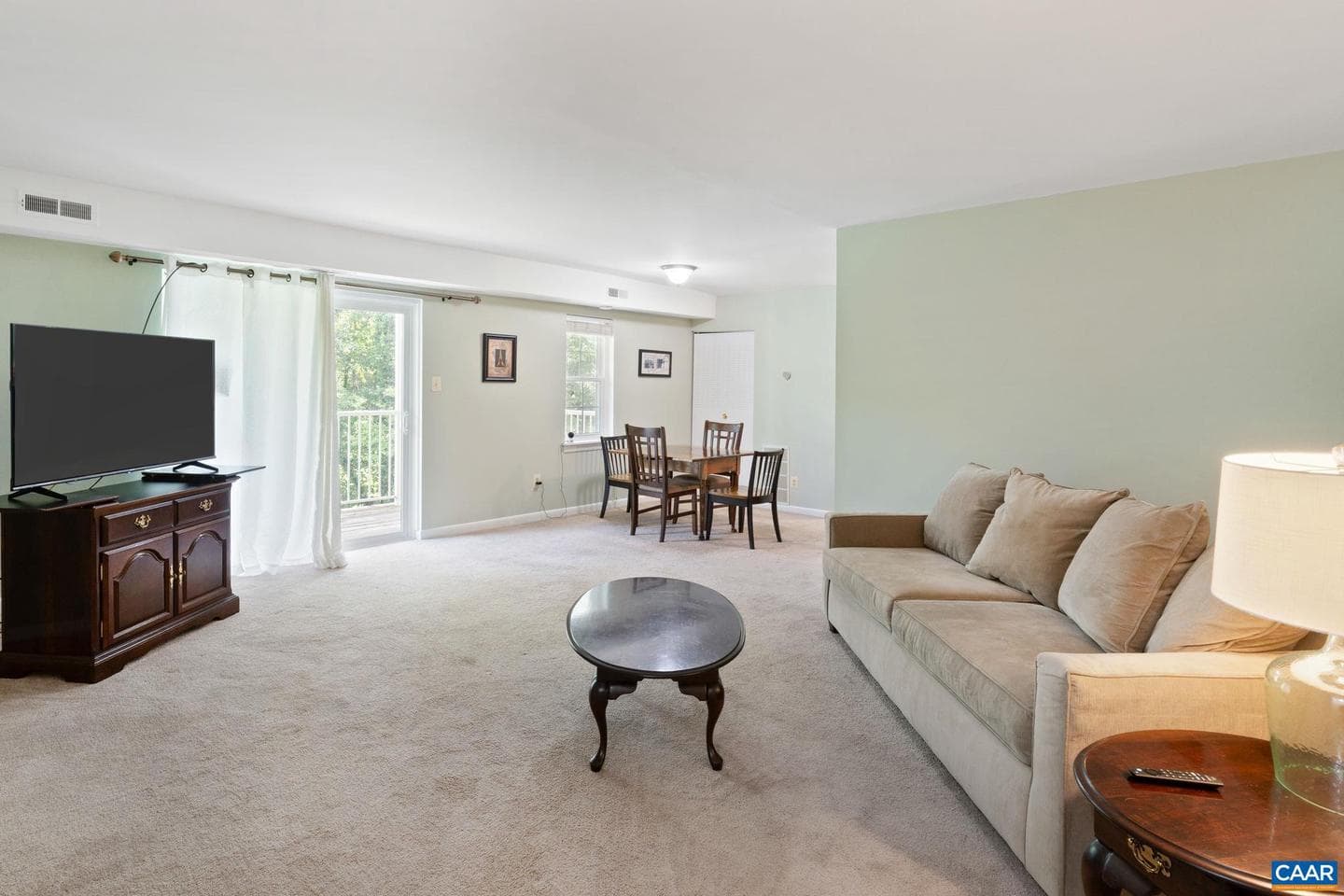 545 Burgoyne Rd #8 photo 3