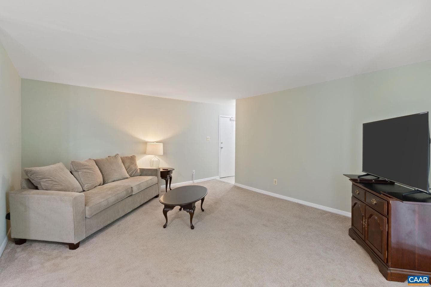 545 Burgoyne Rd #8 photo 4