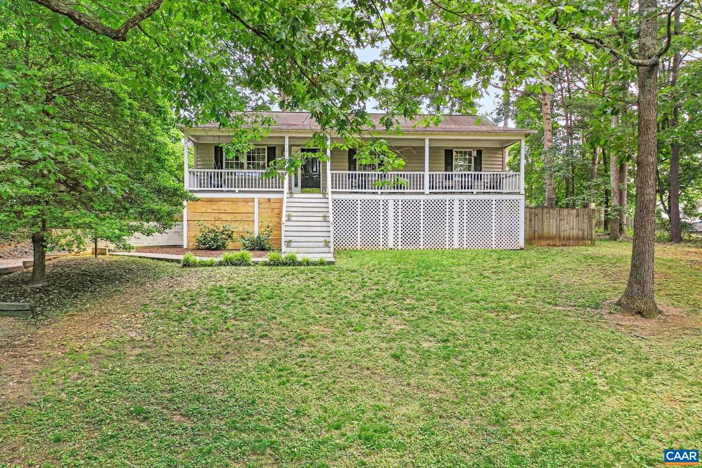 171 Whitethorn Ct photo 6