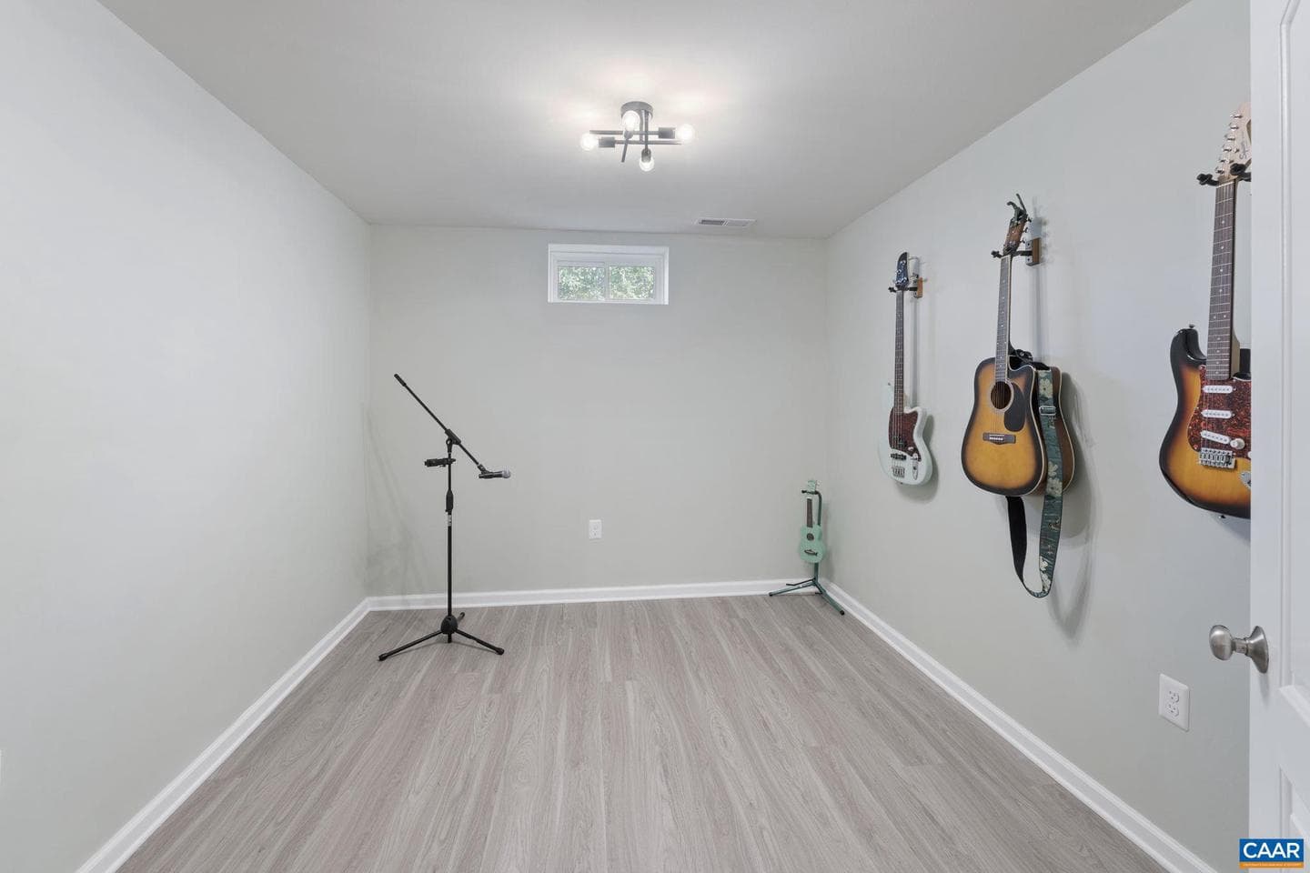 130 Cherrywood Ct photo 27
