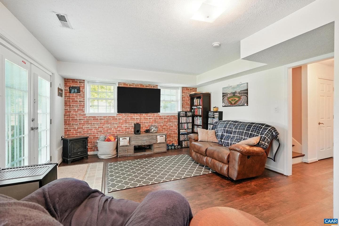 106 Alex Dr photo 27