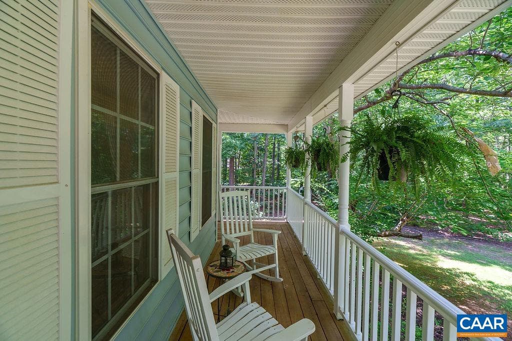 10810 Mountain Laurel Ct photo 8