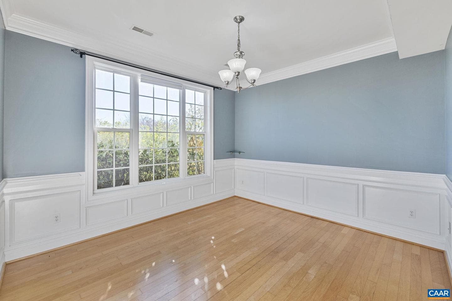 164 Glen Cir photo 11