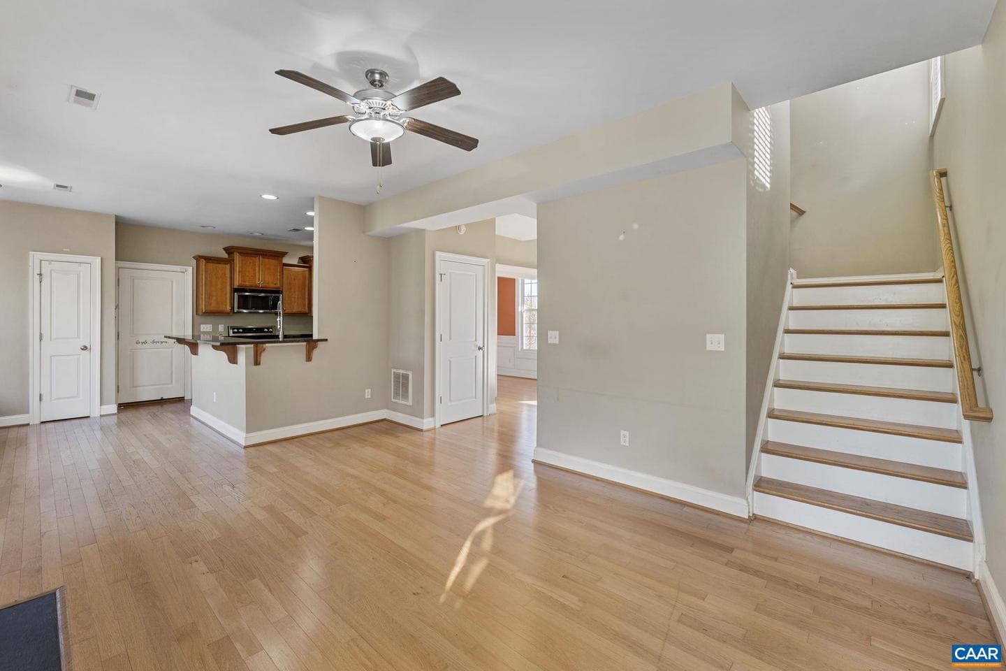 164 Glen Cir photo 20