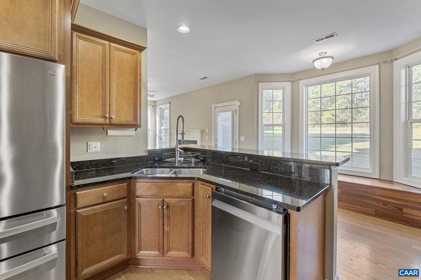 164 Glen Cir photo 25