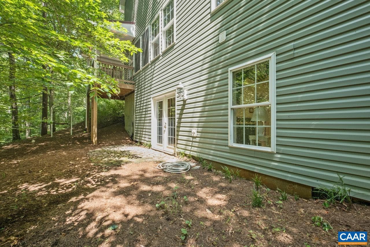 801 Fletchers Ln photo 11