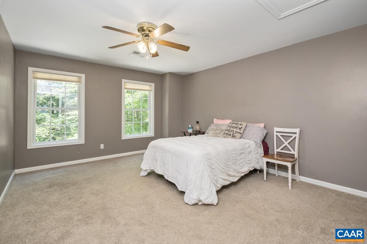 801 Fletchers Ln photo 23