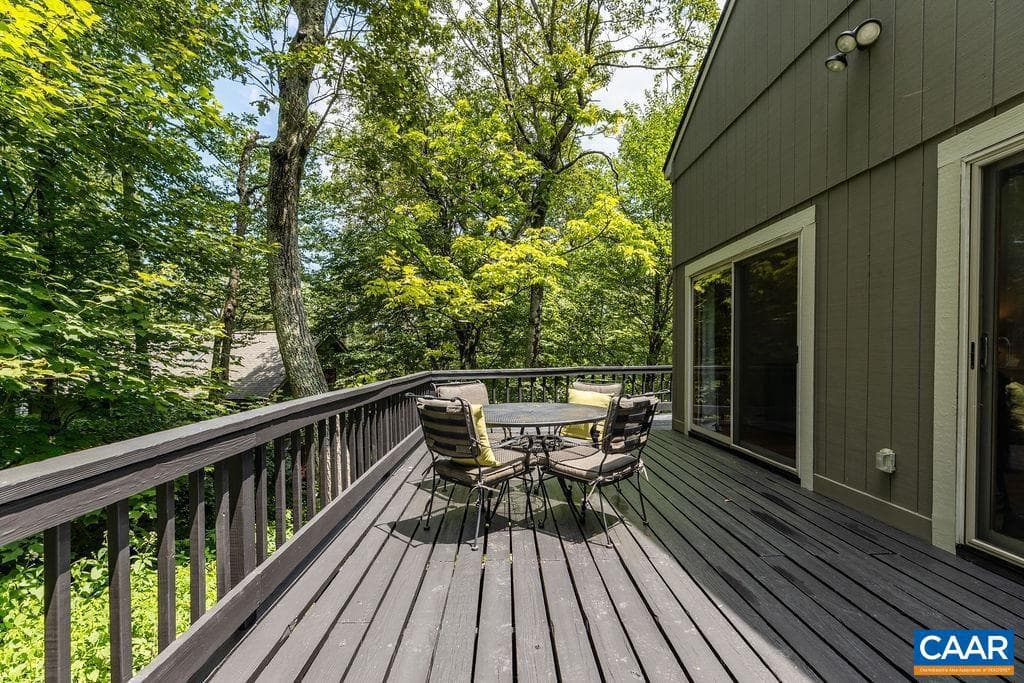 314 East Catoctin Dr photo 42