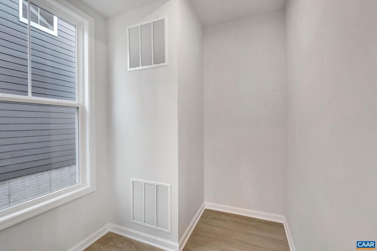 3053 Rambling Brook Ln photo 10
