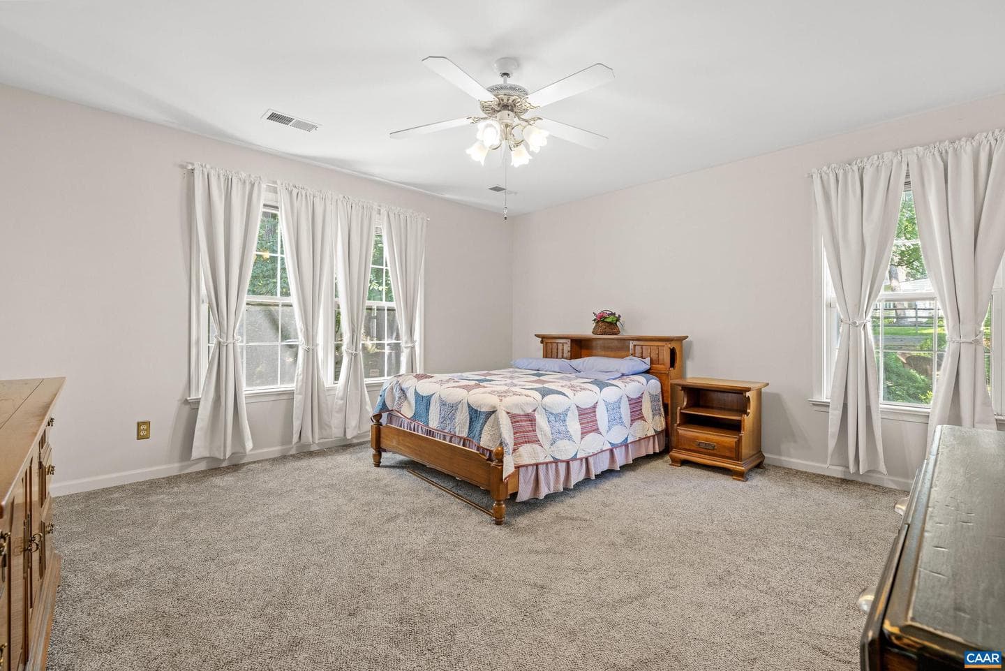 2040 Whispering Woods Dr photo 23