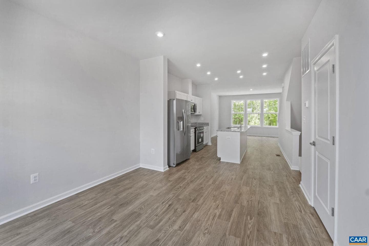 2265 Woodburn Rd photo 16