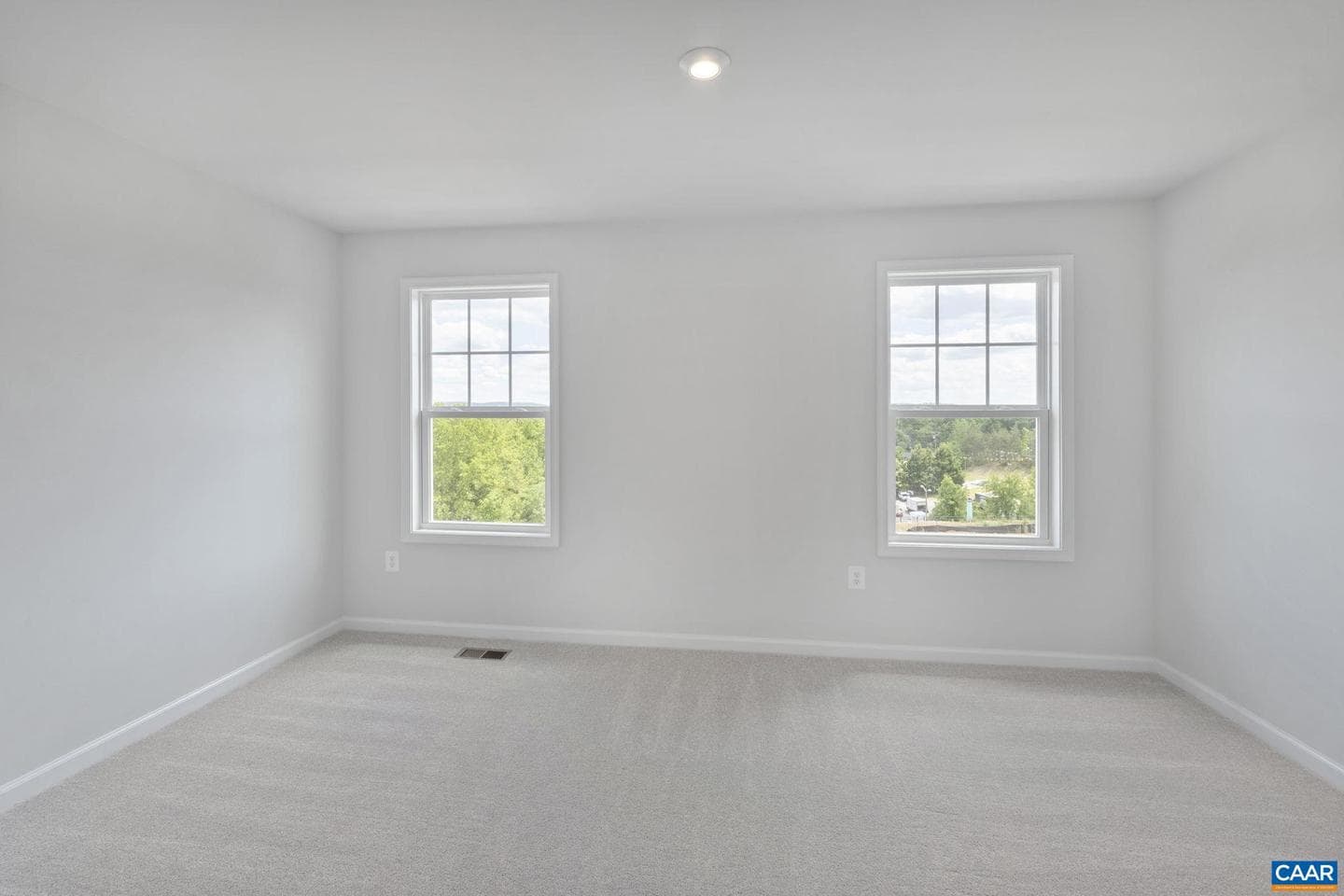 2265 Woodburn Rd photo 22