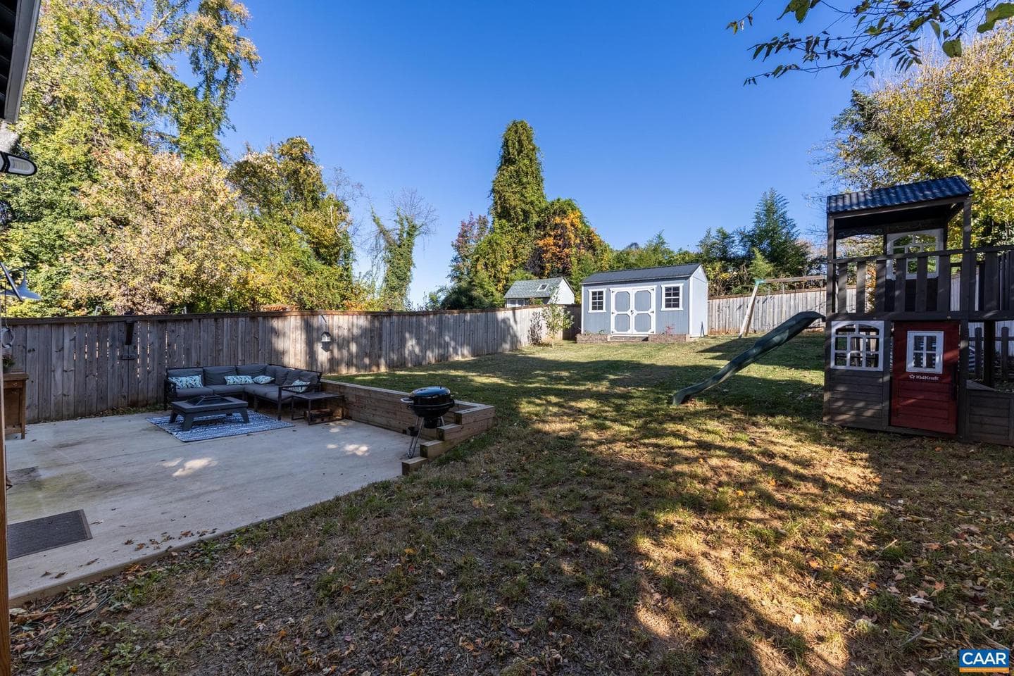 903 Charlton Ave photo 27