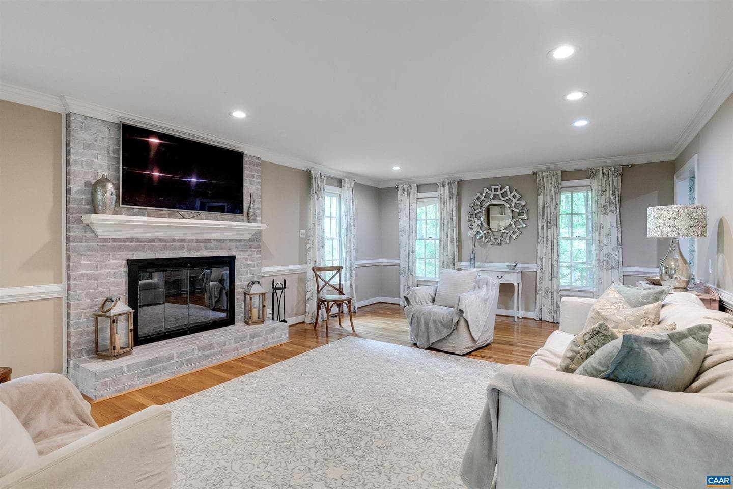 2047 Alldever Dr photo 15