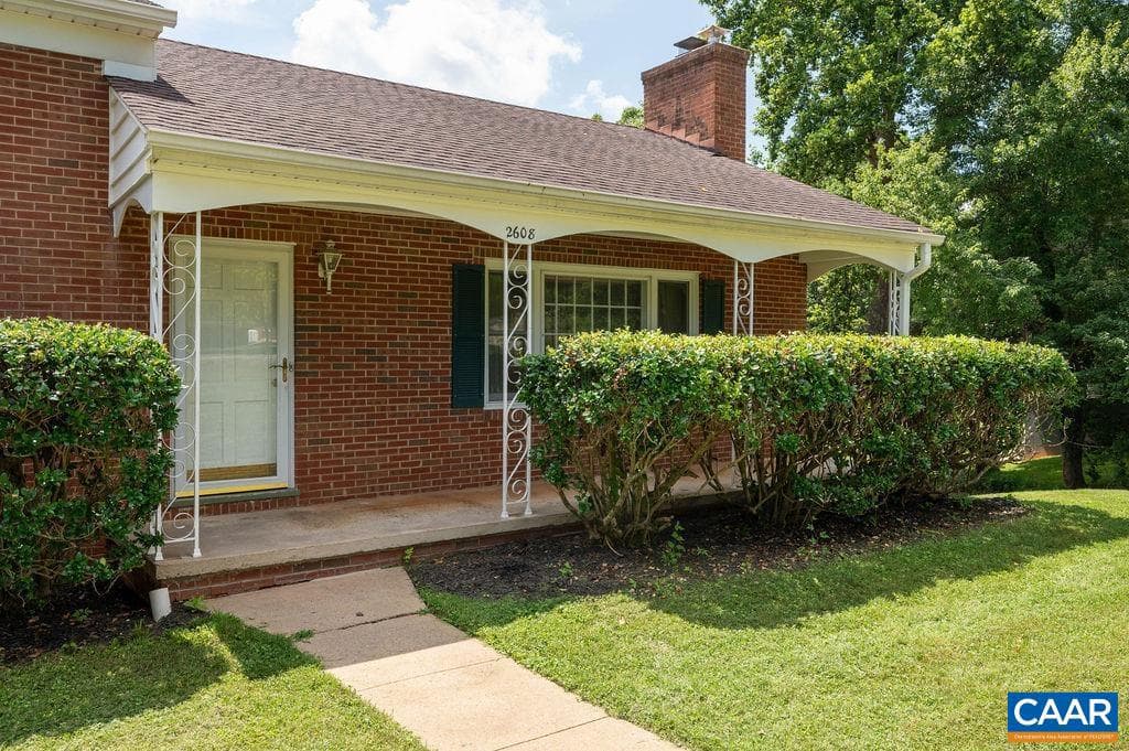2608 Northfield Rd photo 4
