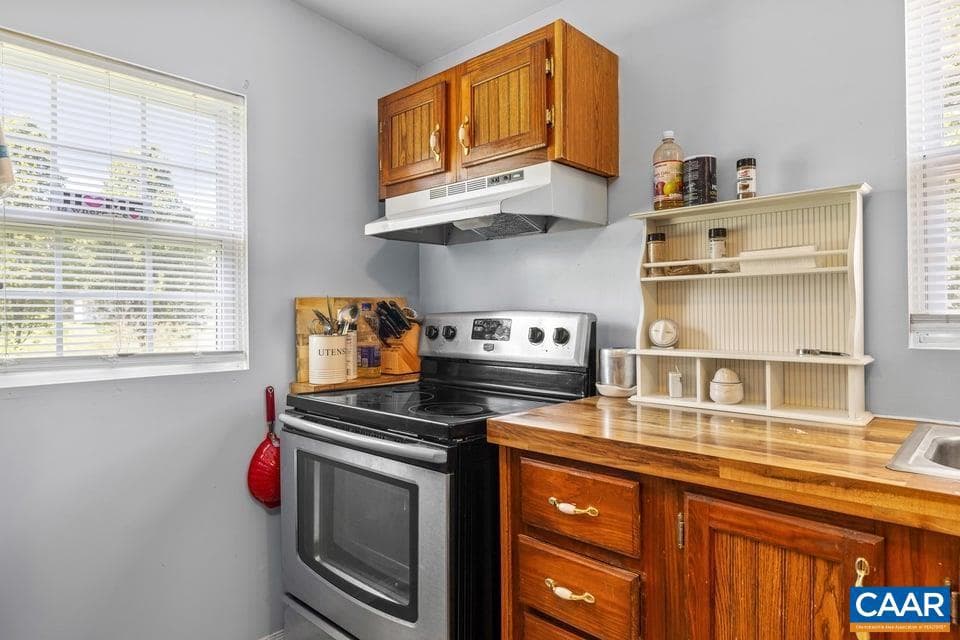 10589 Spotswood Trl photo 23