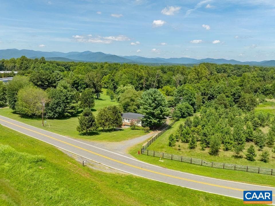 10589 Spotswood Trl photo 48