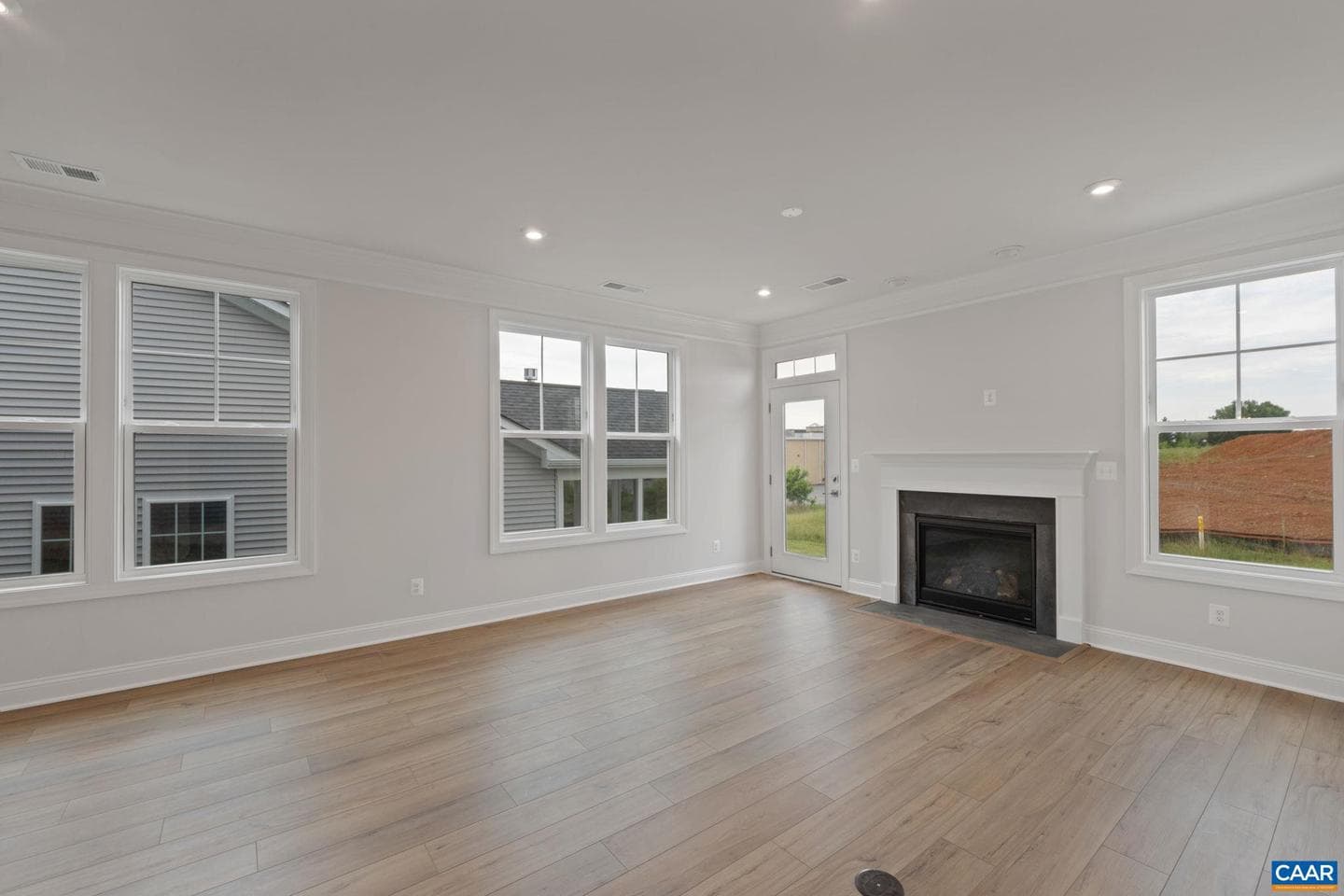 108 Sunbird Ln photo 13