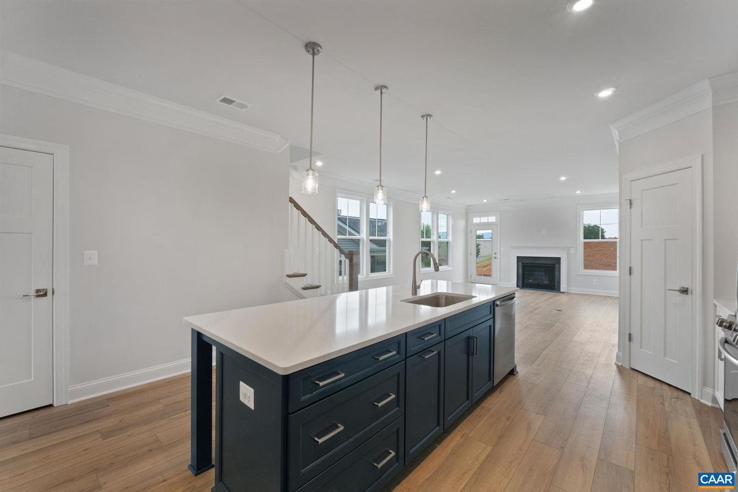 108 Sunbird Ln photo 8