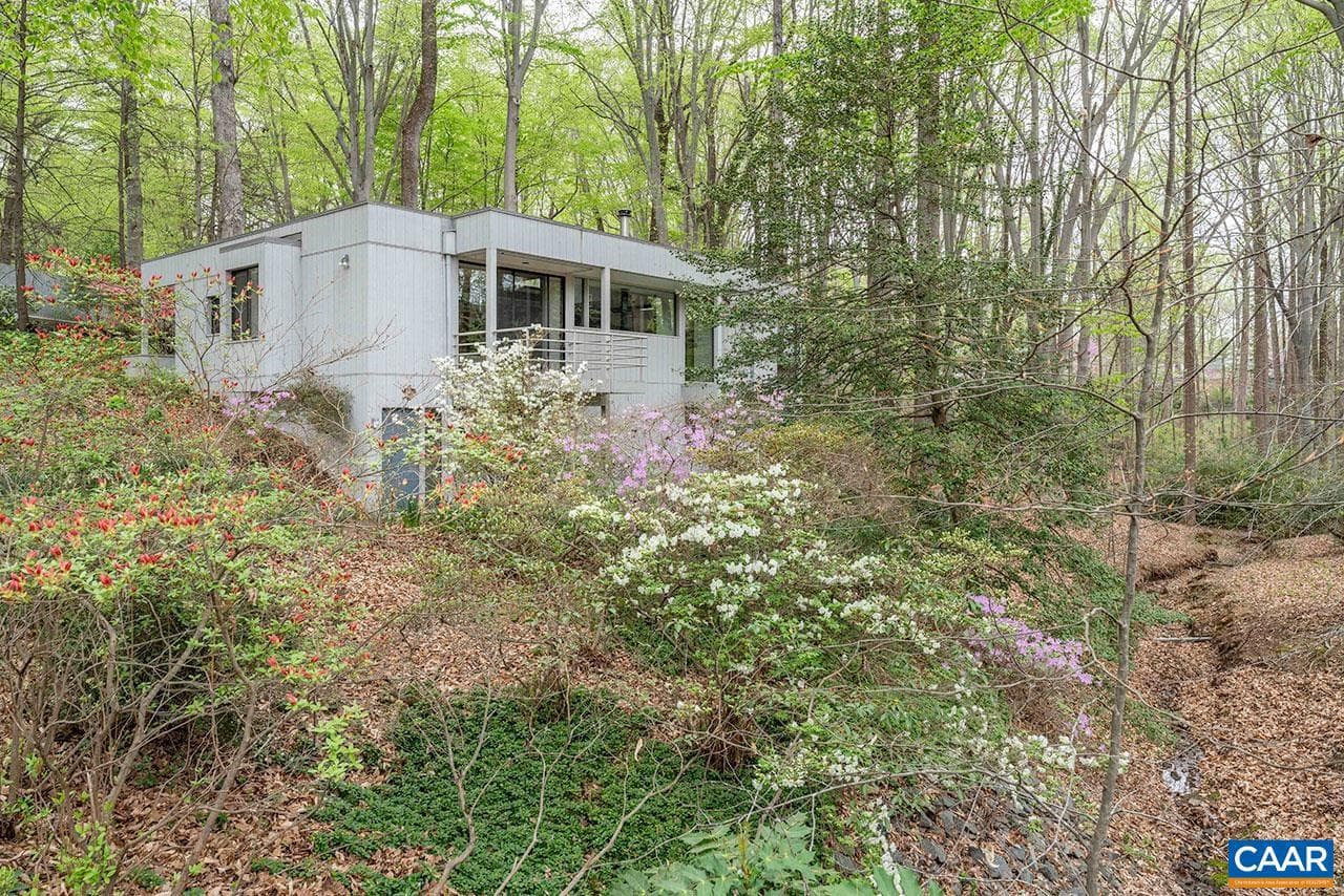 1502 Holly Rd photo 35