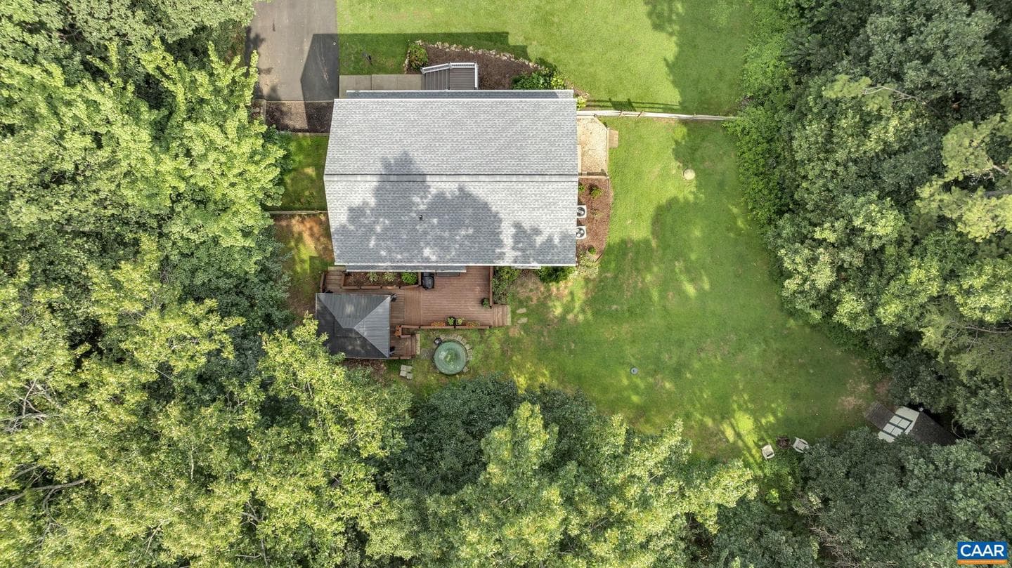 222 White Cedar Rd photo 41
