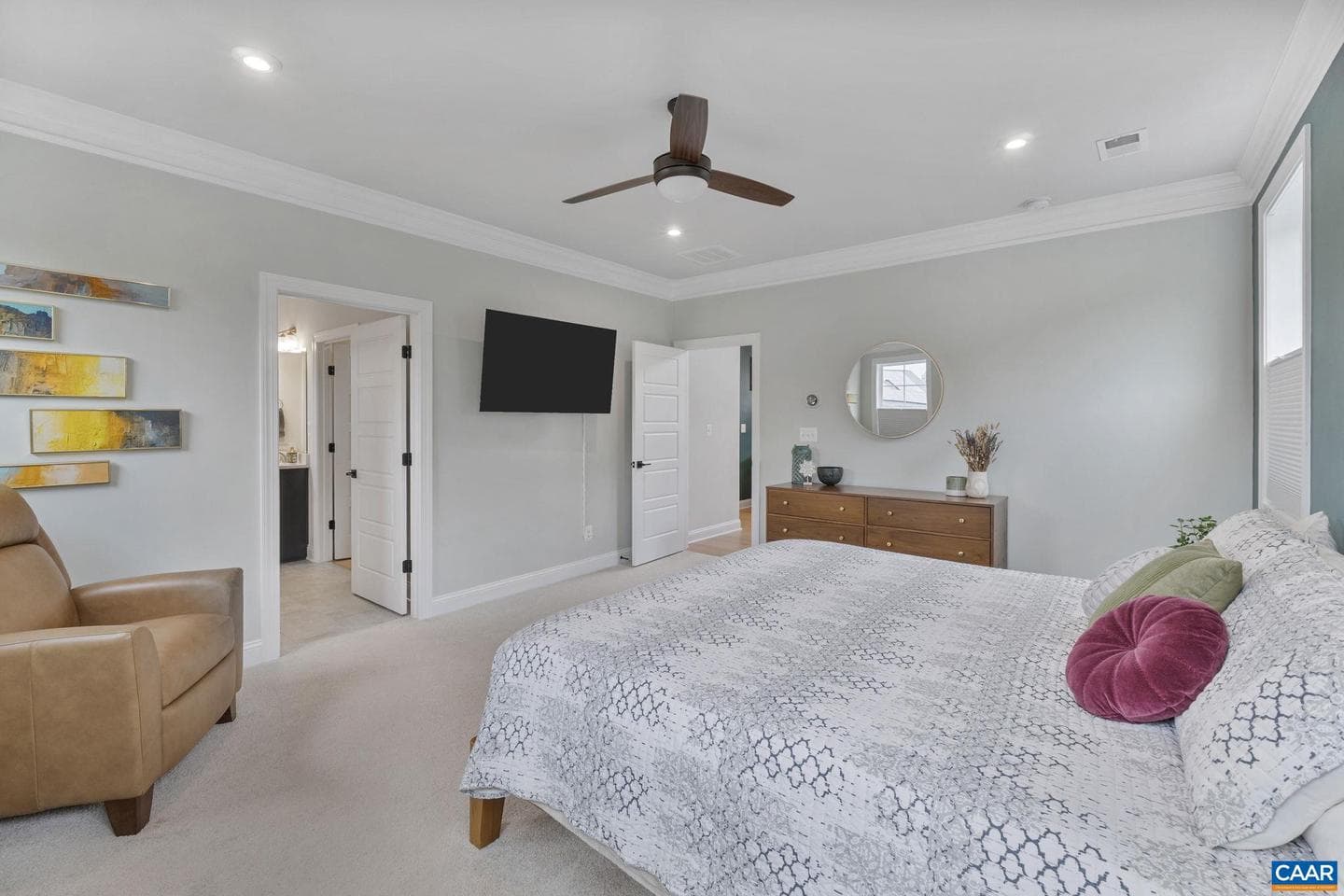 2072 Dunwood Dr photo 26