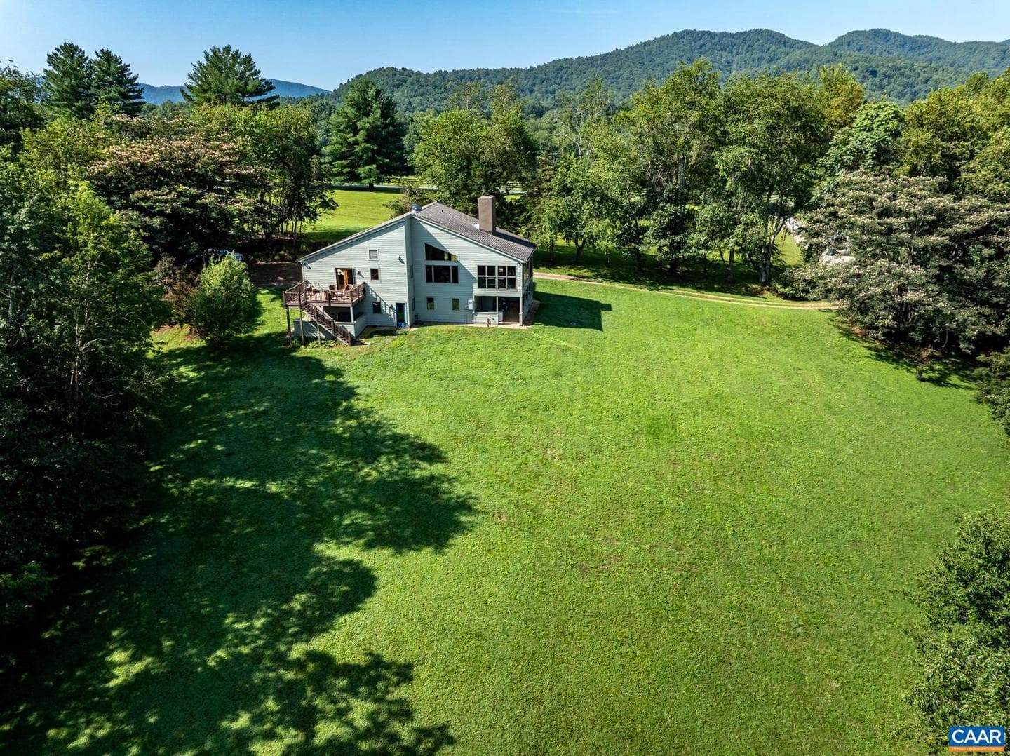 456 Roberts Mountain Rd photo 2