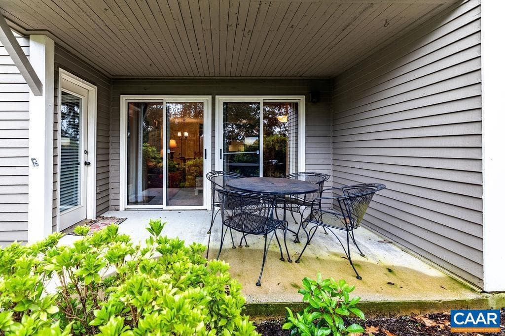 2031 Stone Ridge Condos photo 18