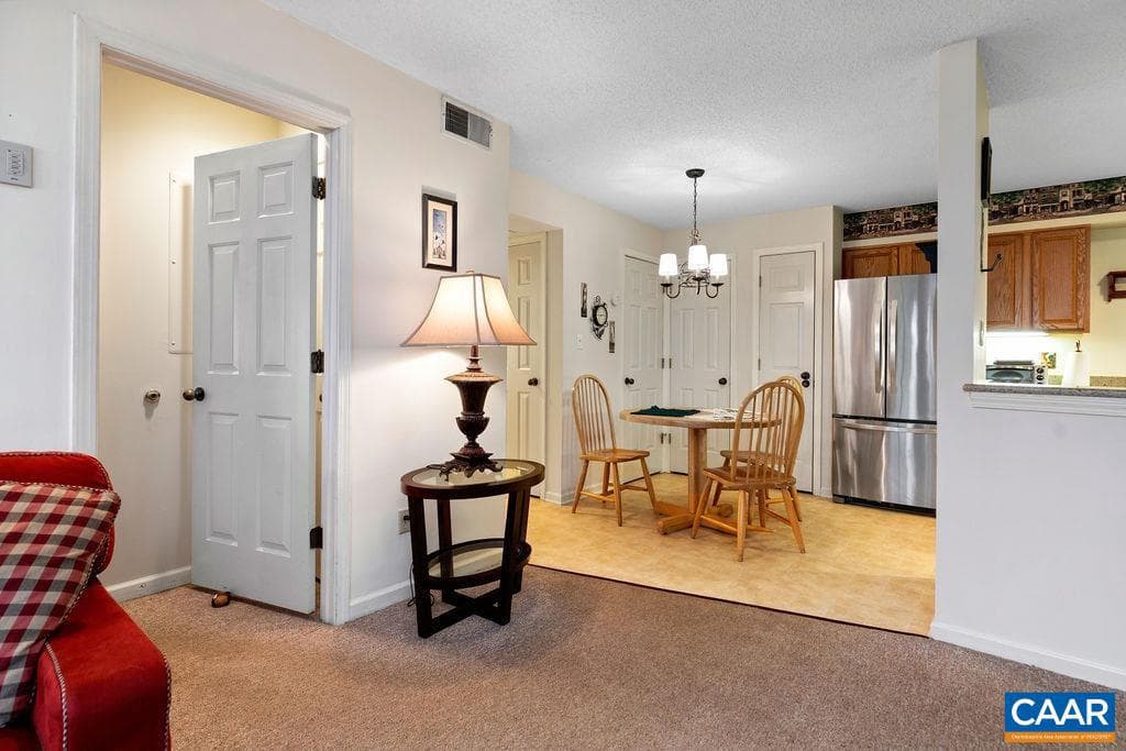 2031 Stone Ridge Condos photo 5