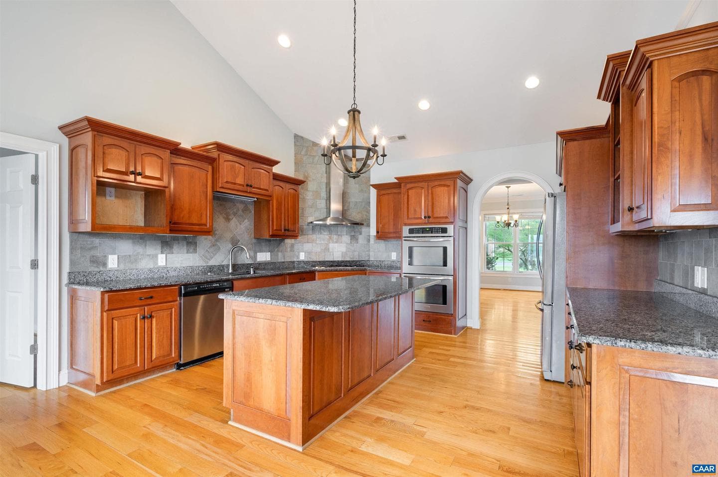 491 Claremont Ave photo 45