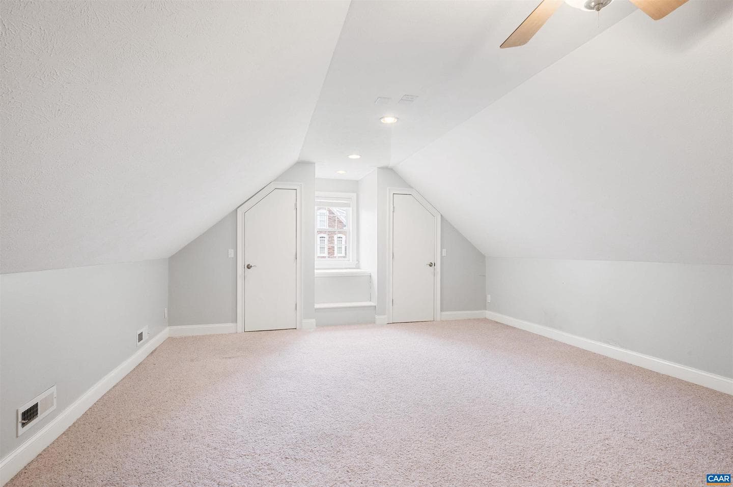 491 Claremont Ave photo 64