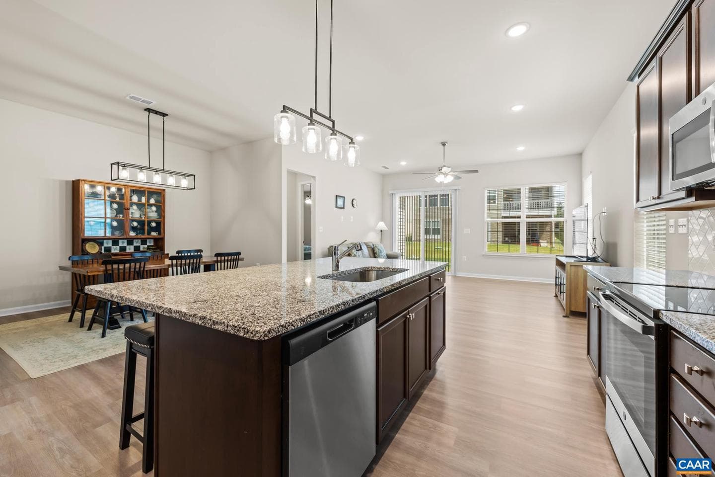 795 Four Seasons Dr photo 11