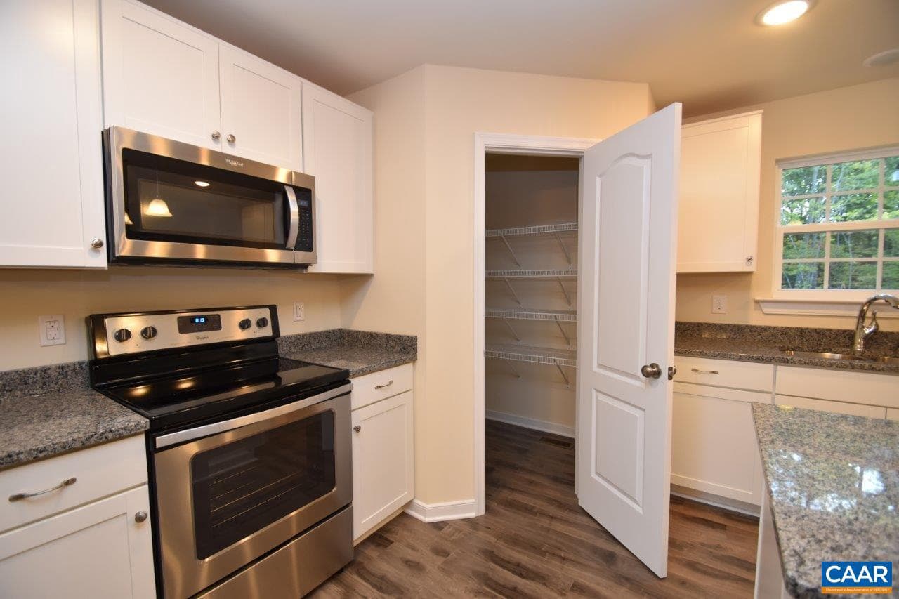 251 Porkchop Ct photo 7