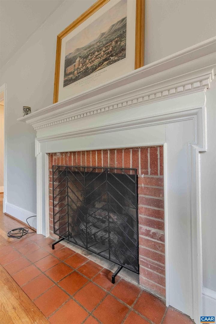 2341 Highland Ave photo 9