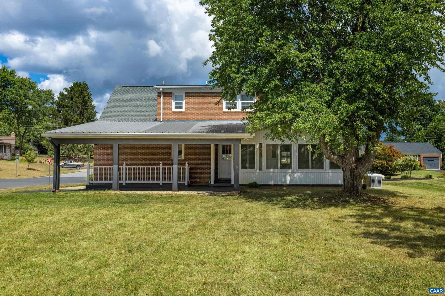 2240 Belvue Rd photo 54