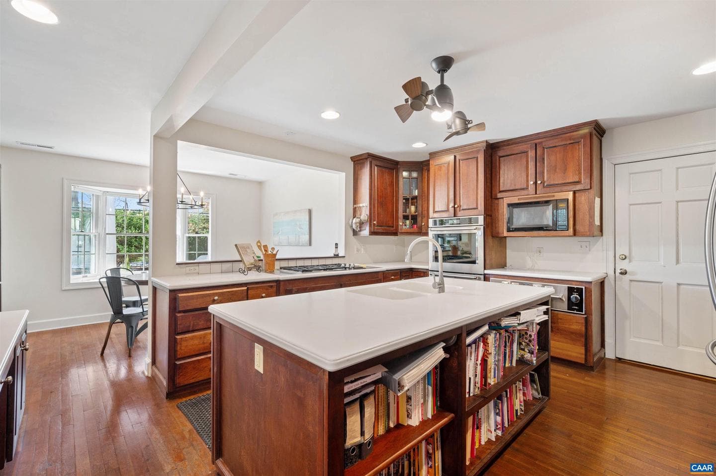 2280 Garth Rd photo 10