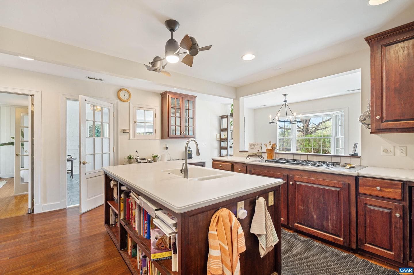 2280 Garth Rd photo 12