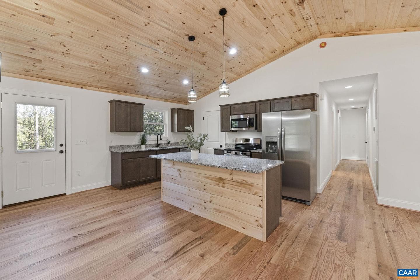 14116 Dickerson Ln photo 24