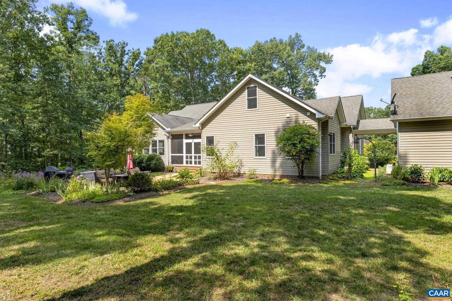 240 Meghans Ln photo 59