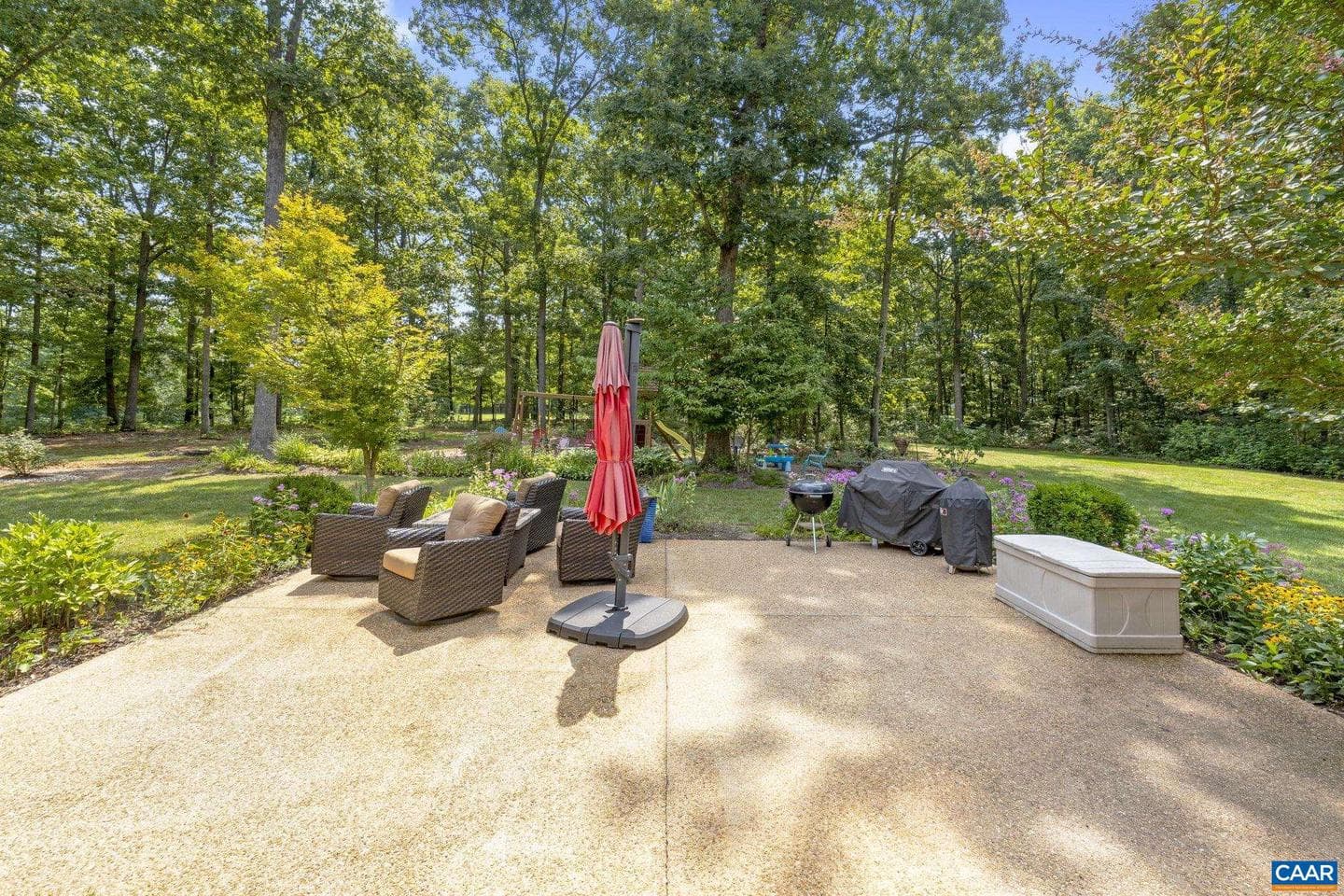 240 Meghans Ln photo 63