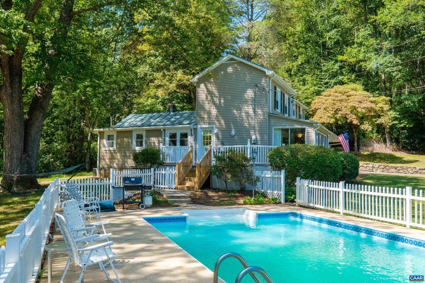 299 Sunrise Dr photo 5