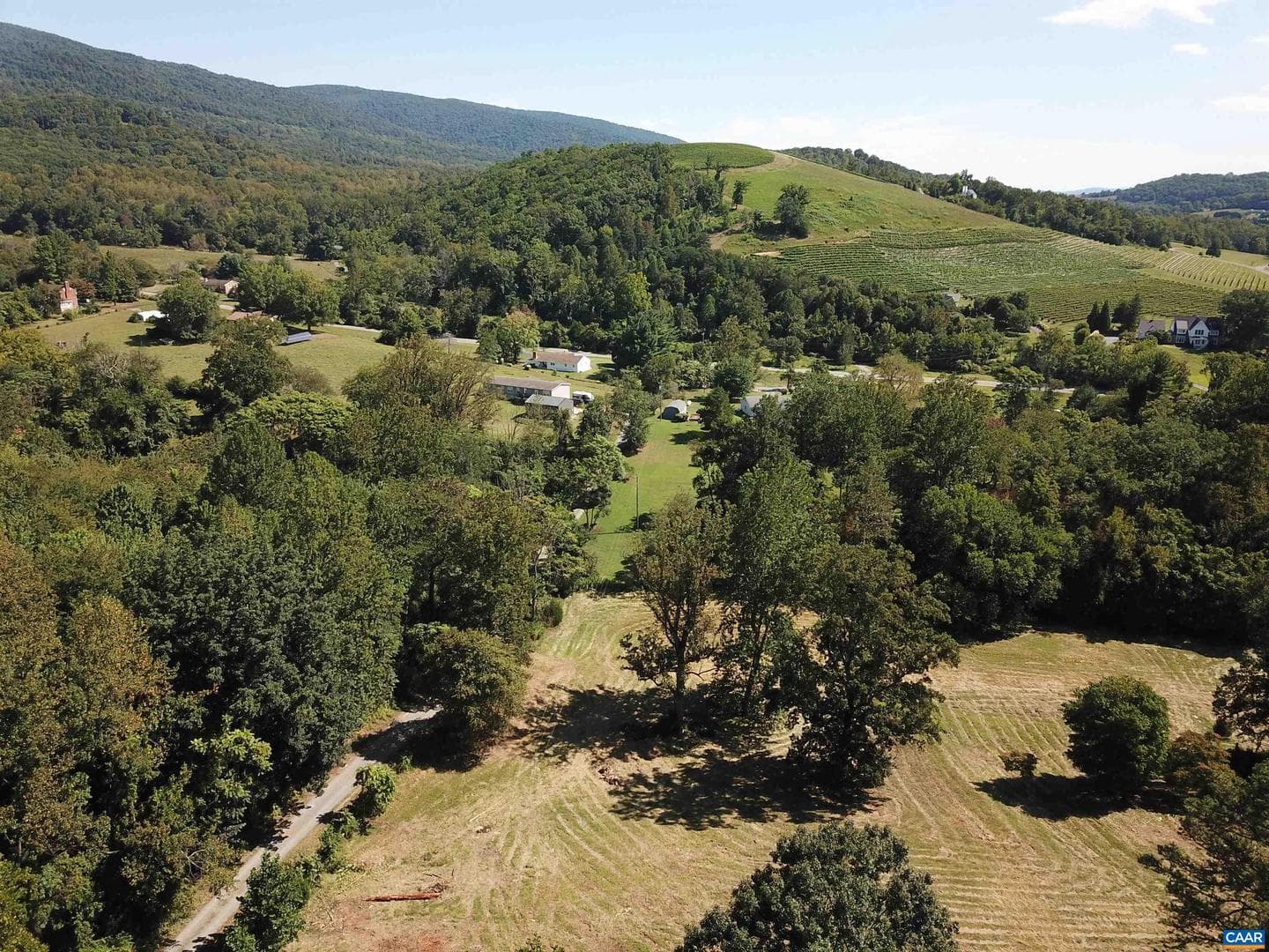 211 Rocky Top Ln photo 8