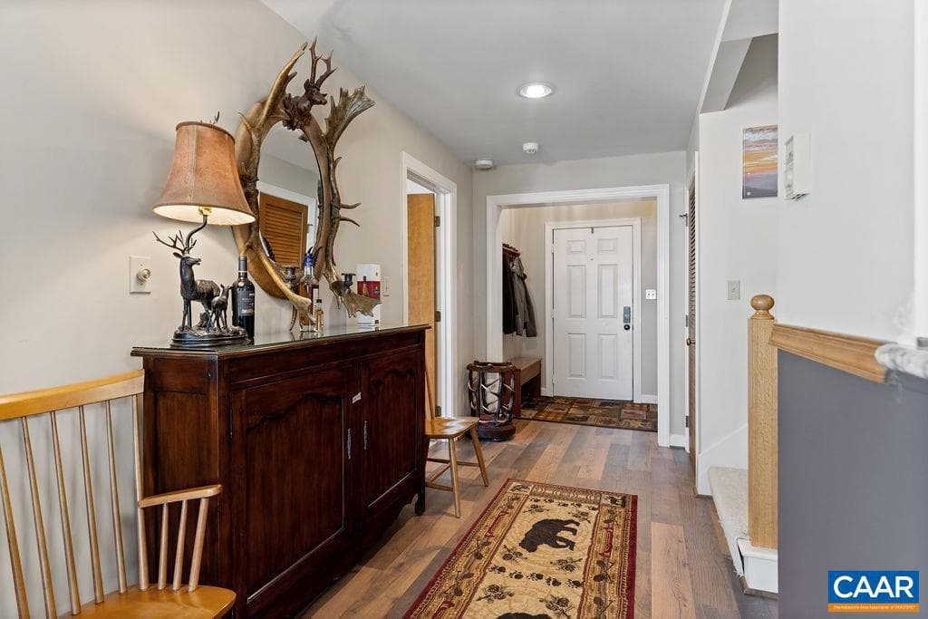 1818 High Ridge Ct Condos photo 4